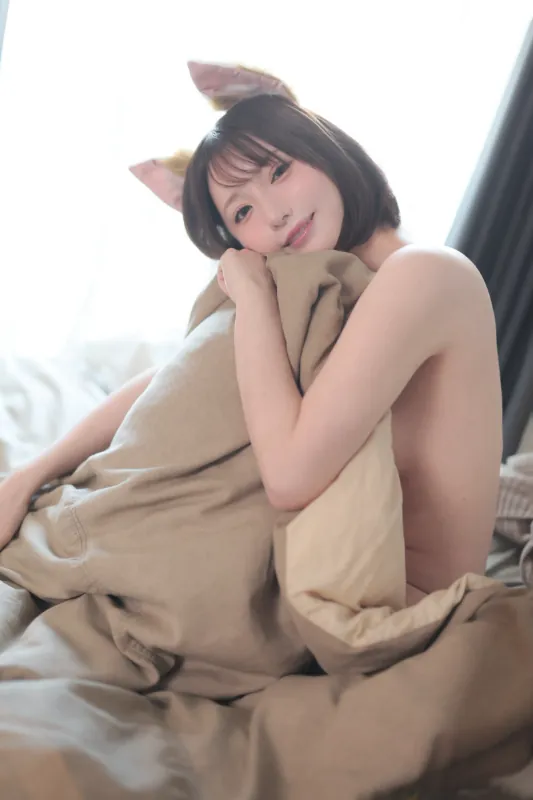 新妻ゆうか (Yuuka Niizuma) 寫真