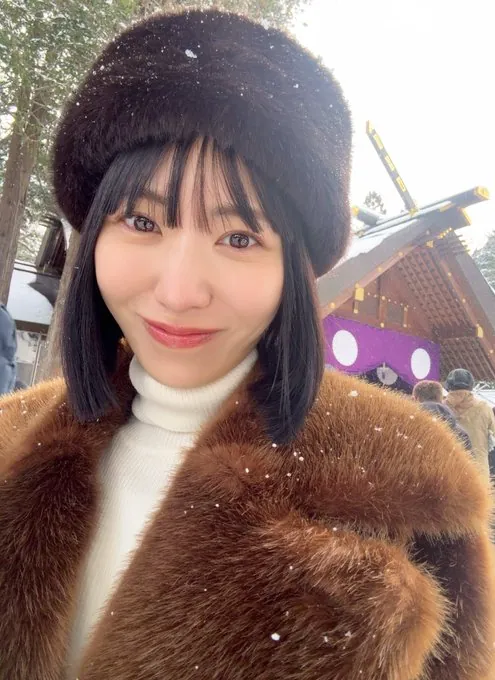 山岸逢花 (Aika Yamagishi) 寫真