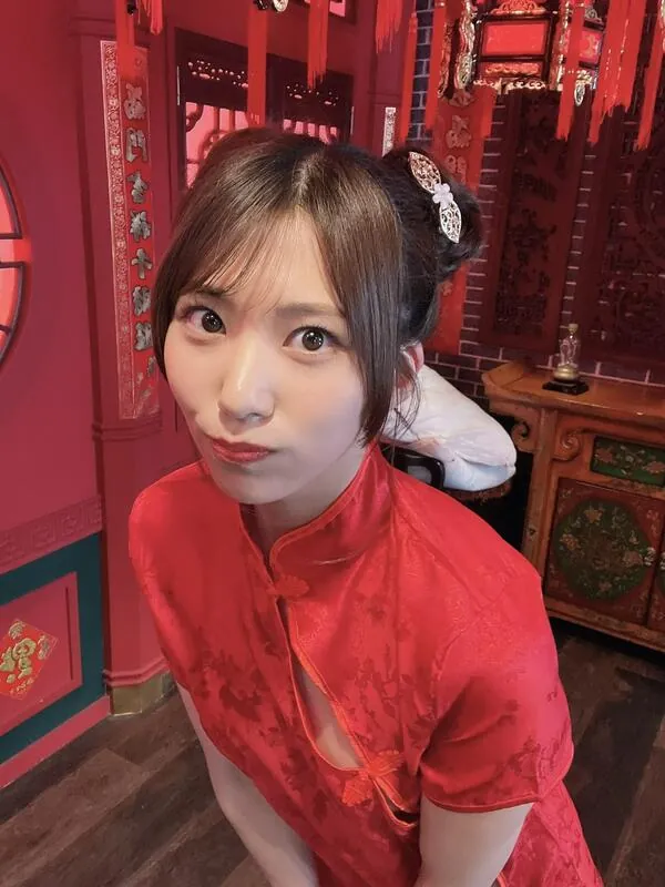 山岸逢花 (Aika Yamagishi) 寫真