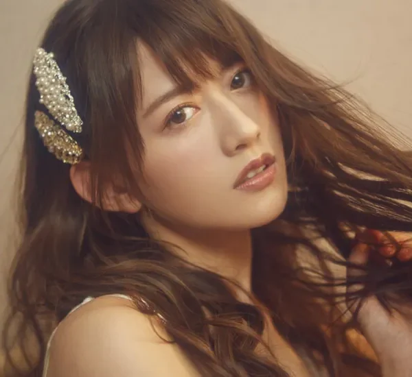 希島あいり (Airi Kijima) — 寫真、影片與資料一次看