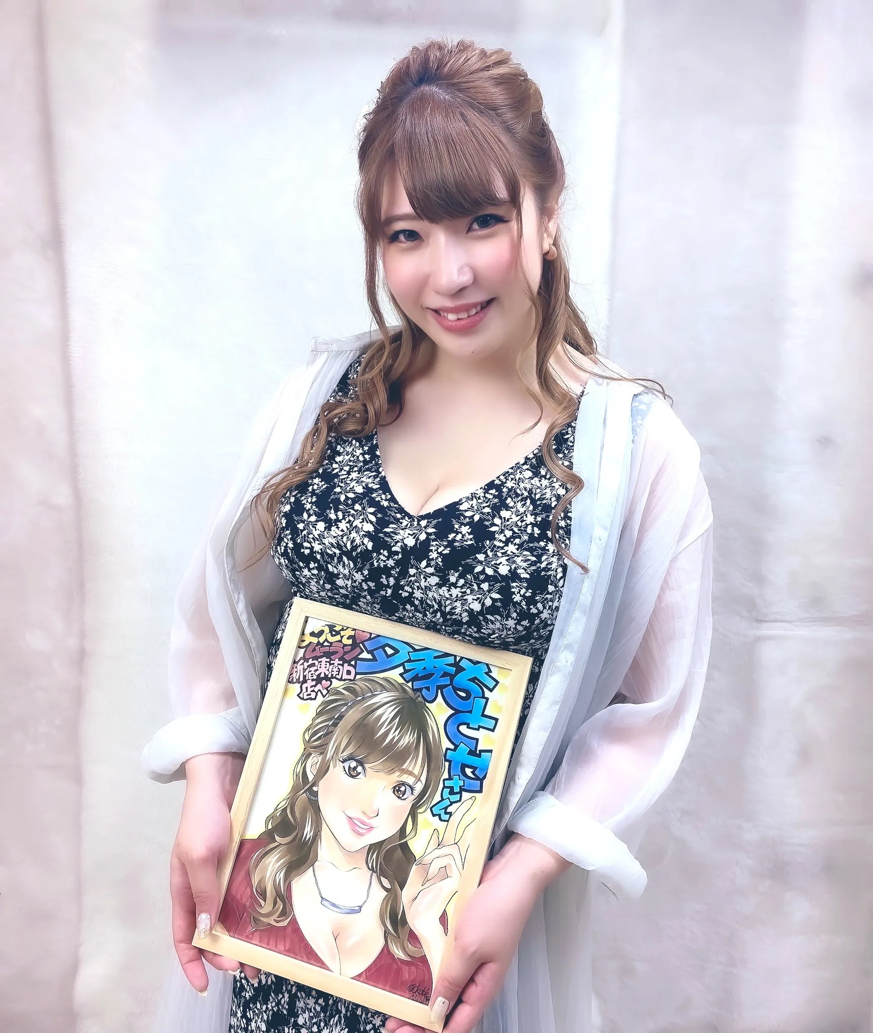 七草ちとせ (Chitose Saegusa) 寫真