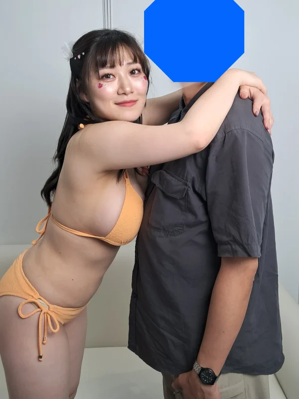 小梅えな (Ena Koume) 最新更新 — 12 張新寫真