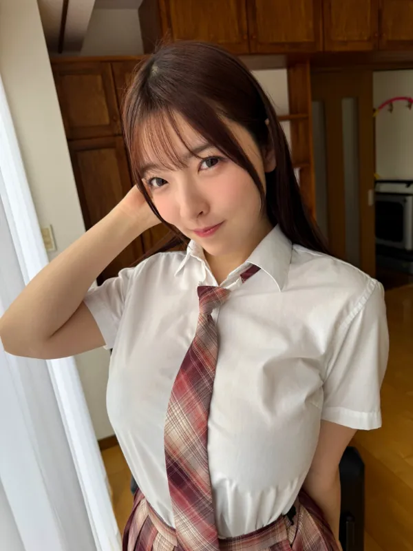 彩月七緒 (Nao Satsuki) 寫真