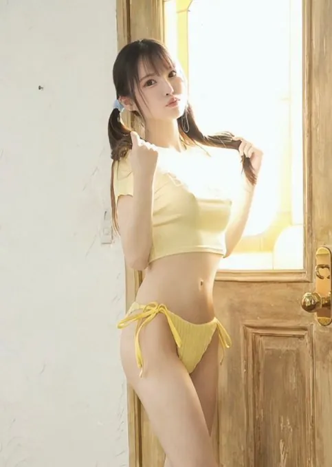 白石透羽 (SHIRAISHI TOWA) 寫真