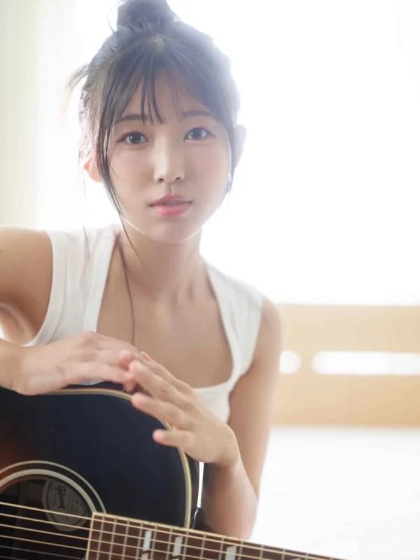 七瀬温 (Tazune Nanase) — 寫真、影片與資料一次看
