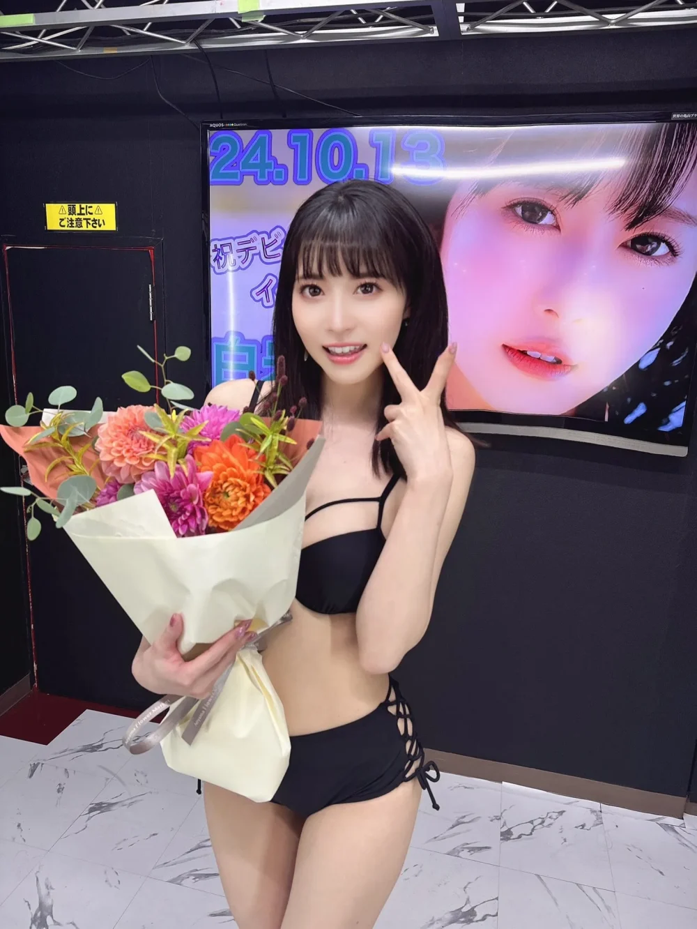 白岩冬萌 ♡ (Tomo Shiraiwa)：個人檔案、最新寫真與片段