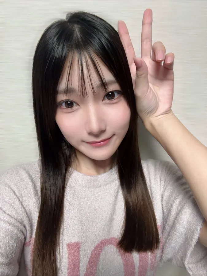 Hatsumi Nanoka 寫真