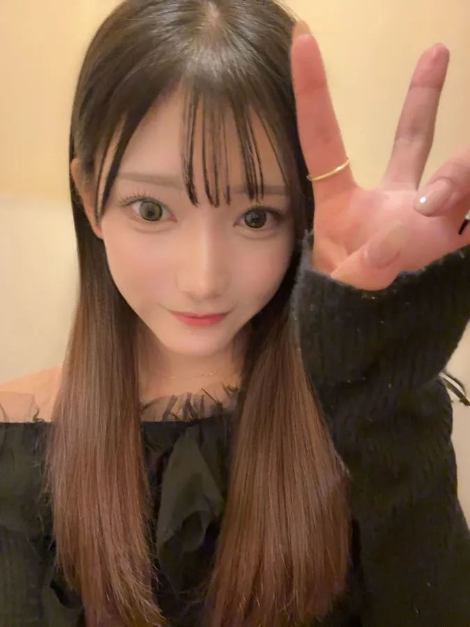 Hatsumi Nanoka 寫真