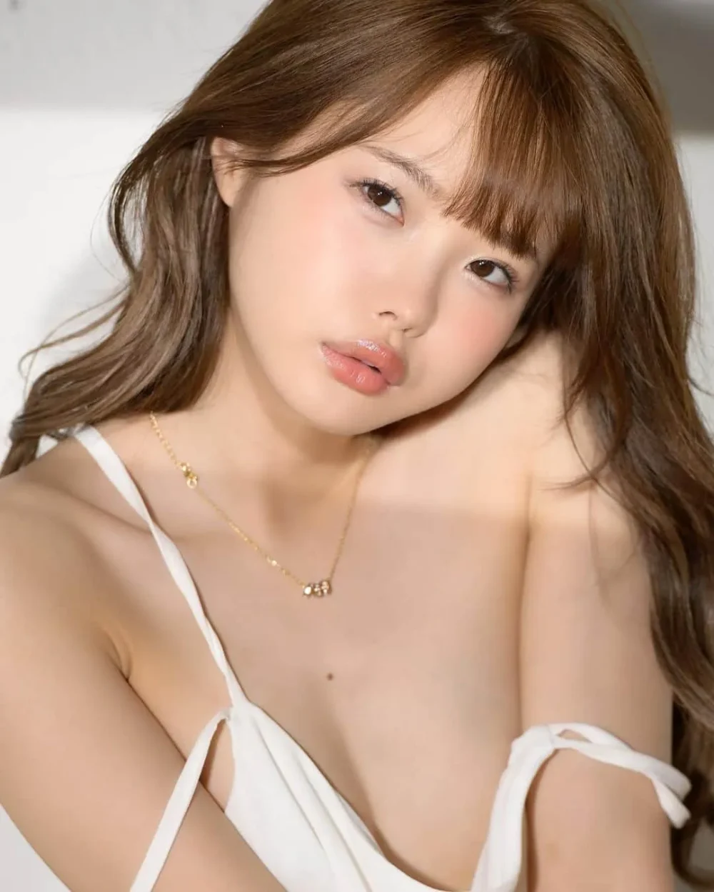 松本いちか (Ichika Matsumoto)：寫真集、片段與個人檔案