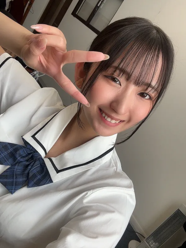 役野満里奈 (Marina Yakuno) 寫真