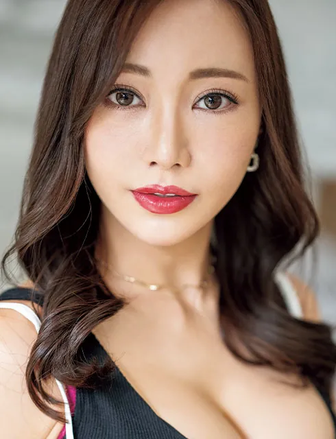 実浜みき (Miki Mihama)：寫真集、片段與個人檔案