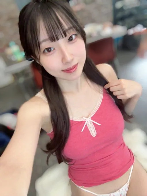 白羽舞菜 (Shiraha Maina) 寫真