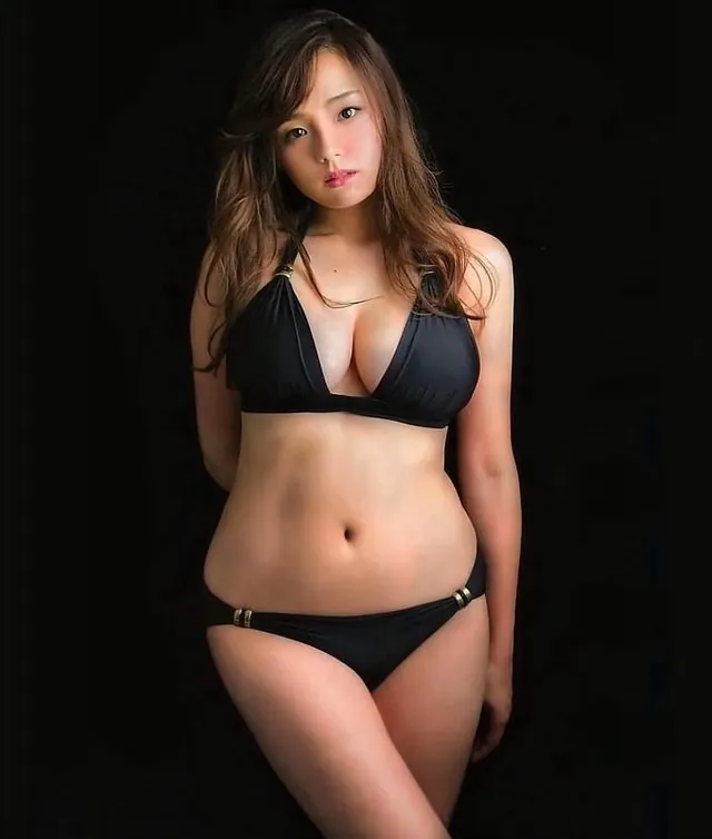 篠崎 愛 (Ai Shinozaki) 寫真