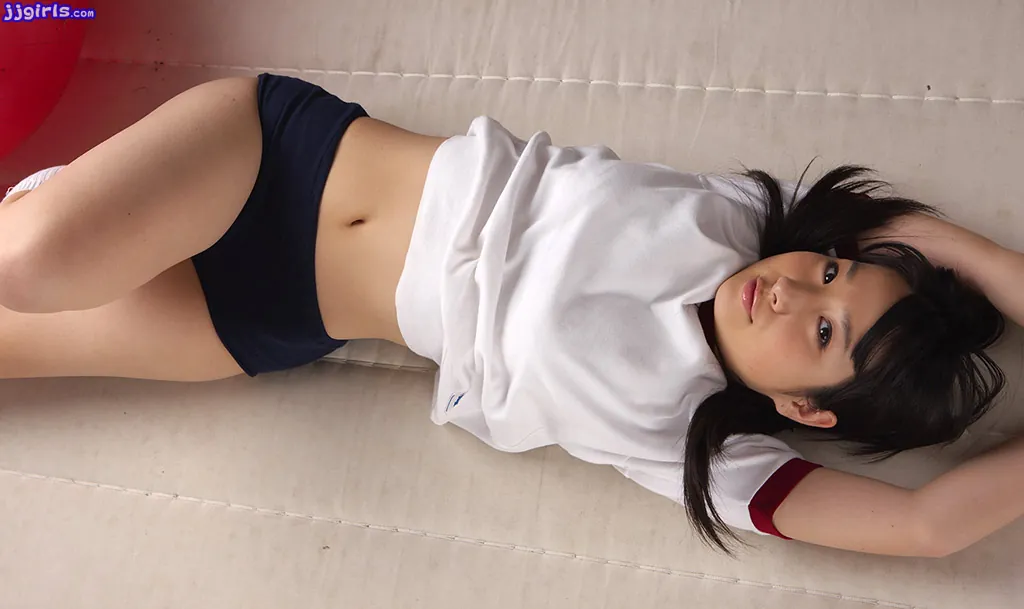 桐山瑠衣 (Rui Kiriyama) 寫真